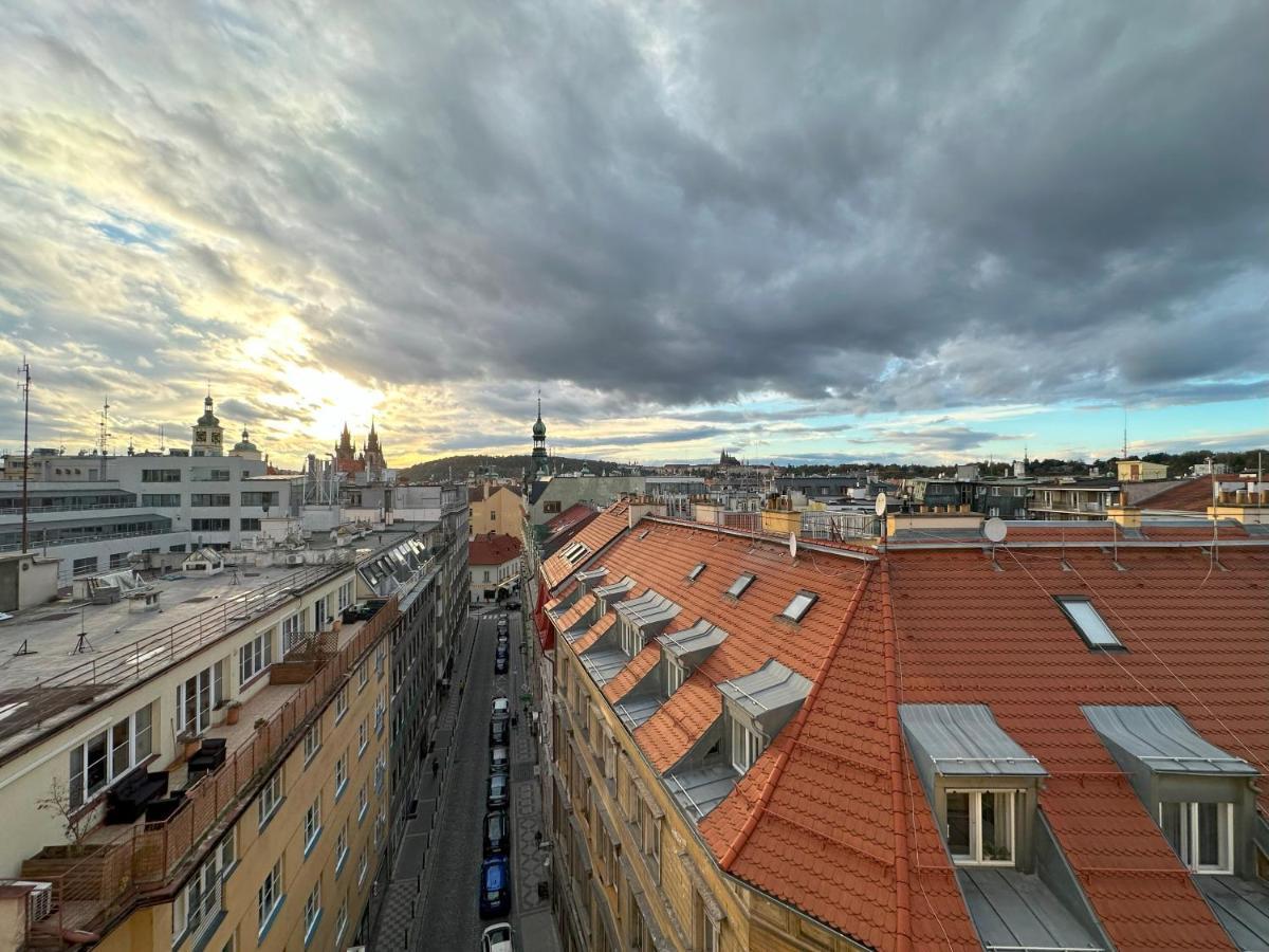 Castle View Apartments. Old Town Прага Екстер'єр фото